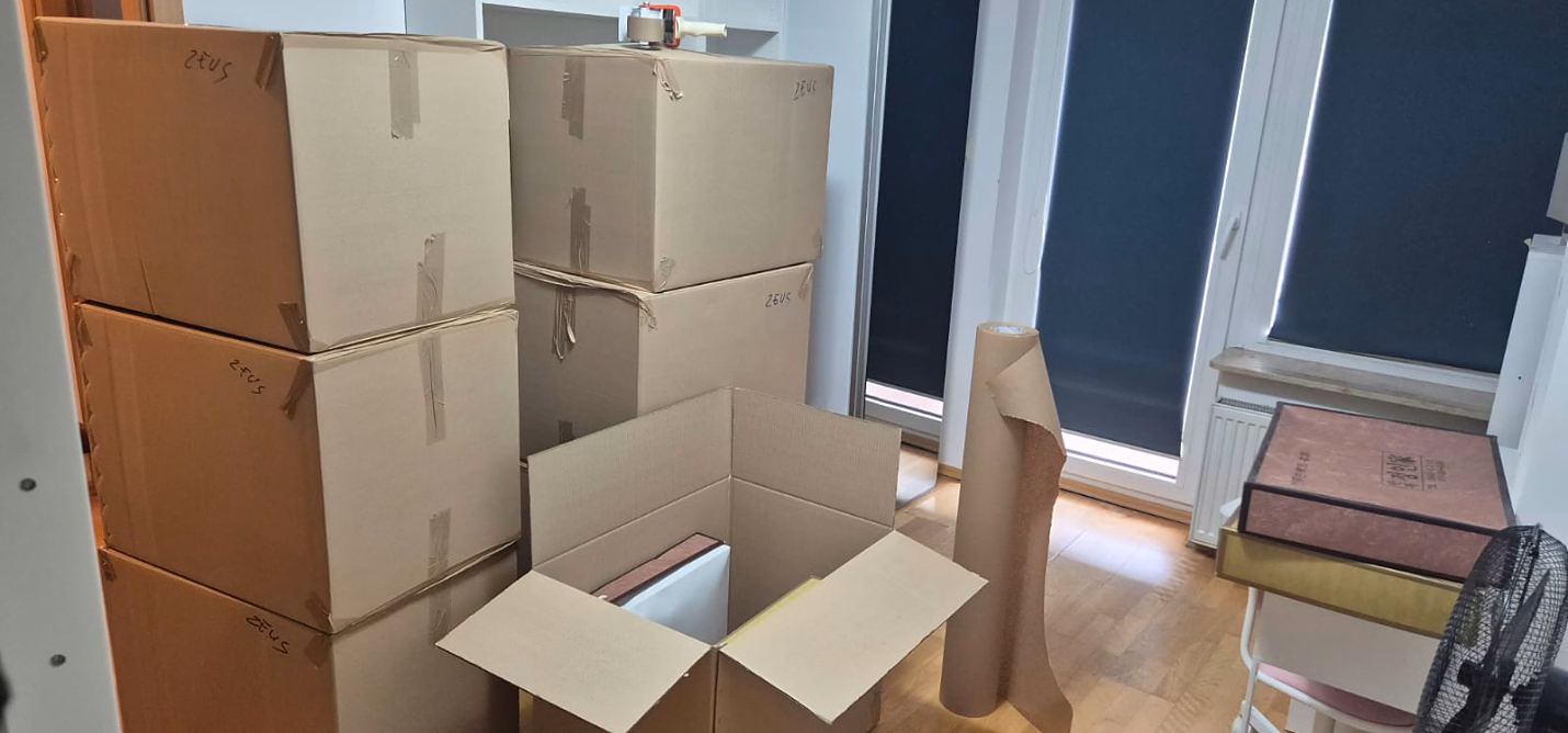 4RELO additional services — boxes and packing materials