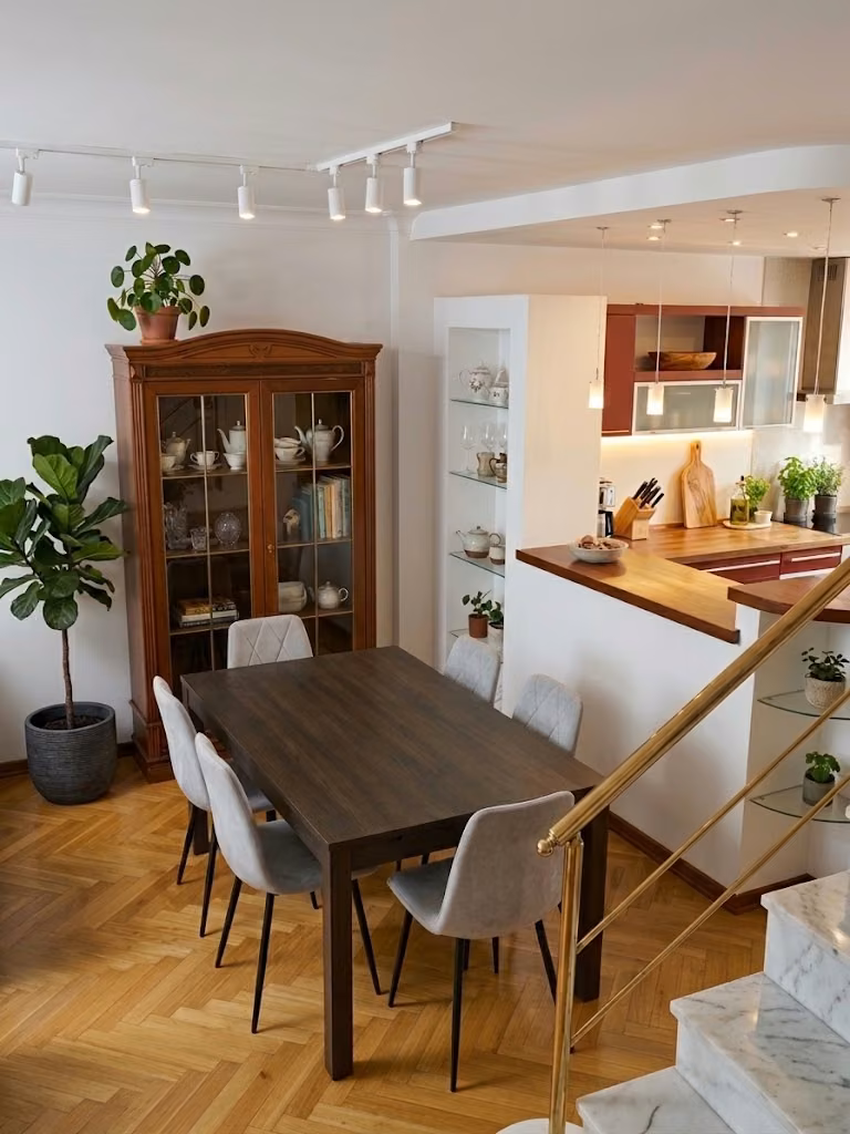 Eethoek bij de keuken voor het inpakken - verhuizingen Wrocław 4RELO
