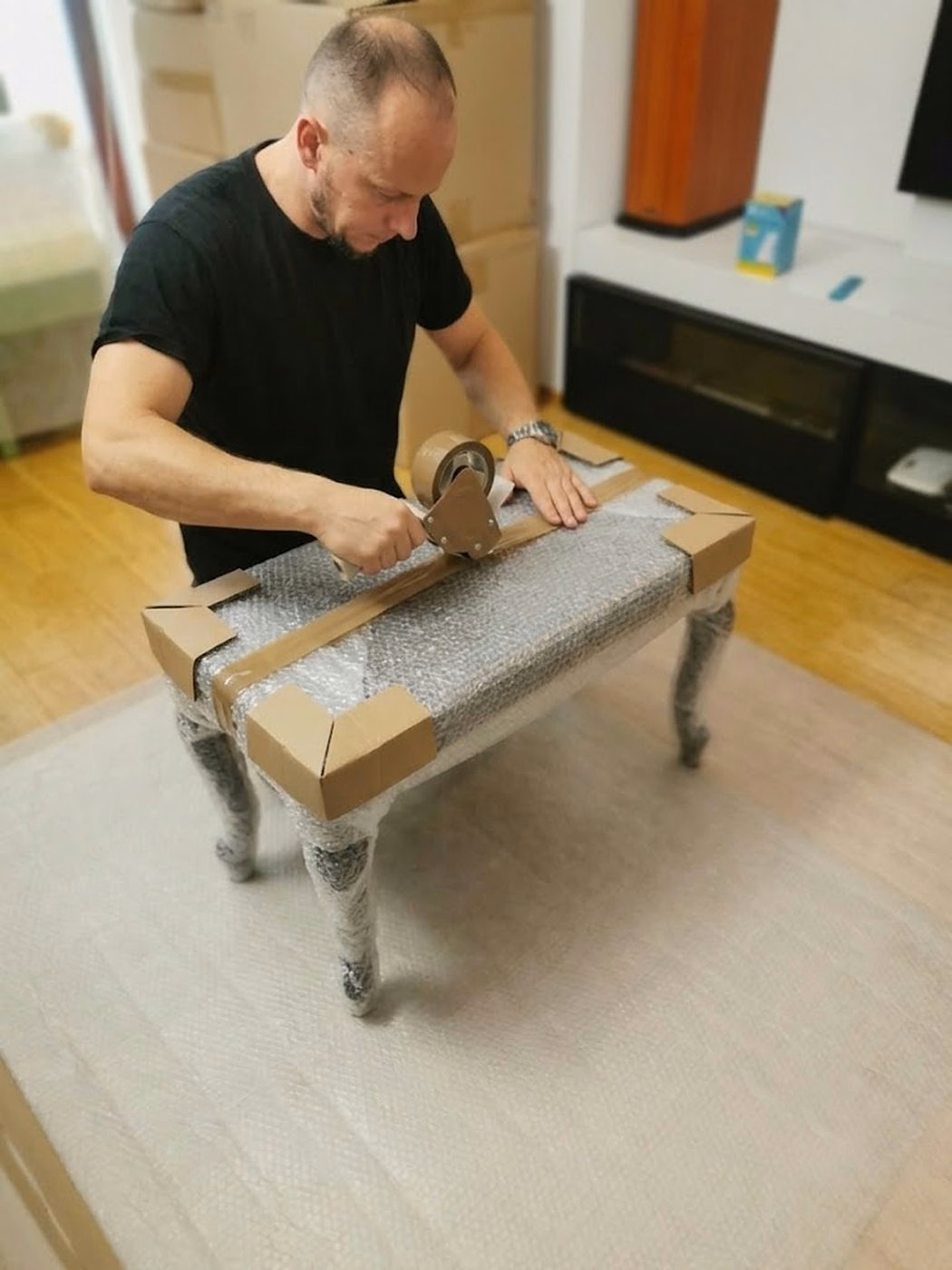 Salontafel na het inpakken - verhuizingen Wrocław 4RELO